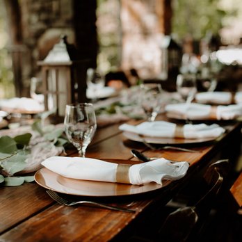 Fine Dining Chefs  - Rustic wedding tableware - Personal Chefs Near Me