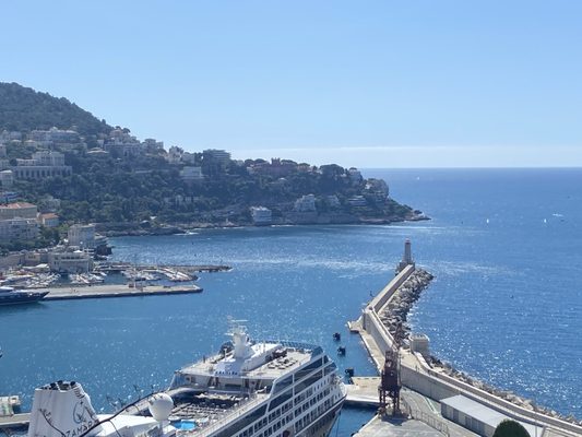 Colline du Château by null