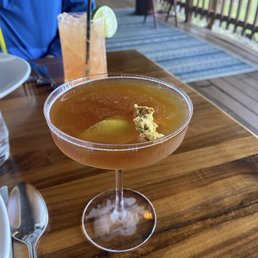Amazing craft cocktails. This was Dandelion Martini.