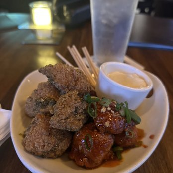 Yard House - Boneless Wings - Bars Near Me - Long Beach, California