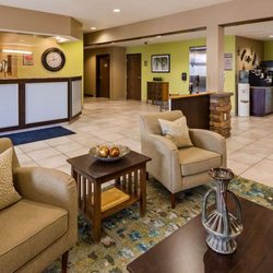 SureStay Plus Hotel By Best Western Buckhannon - Lobby
