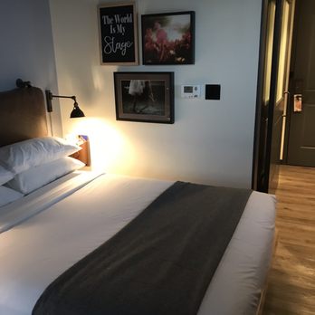 Moxy Boston Downtown - Clean and functional room. - Hotels Near Me - Boston, Massachusetts
