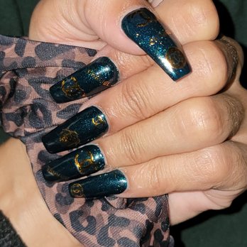 Venice Nail Studio - Color 765 Chanel accents by Kim - Nail Salons Near Me - Citrus Heights, California Venice Nail Studio - Color 765 Chanel accents by Kim - Nail Salons Near Me - Citrus Heights, California
