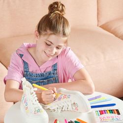 The Curious Bear Toy & Book Shop - Markers that let YOU be the designer? 

We're loving these Fabric Doodlers by @weareooly--made just for fabric and perfect...