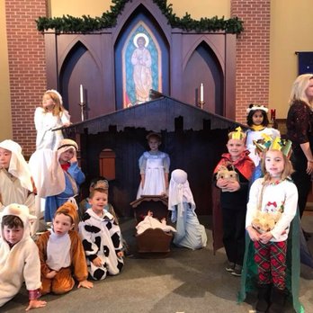 St. Philip's Episcopal Preschool - Getting ready for our Christmas Program - Preschools Near Me - Frisco, Texas St. Philip's Episcopal Preschool - Getting ready for our Christmas Program - Preschools Near Me - Frisco, Texas