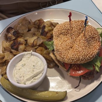 Baby Blues Luncheonette - lamb smash burger - Greek Near Me - Brooklyn, New York Baby Blues Luncheonette - lamb smash burger - Greek Near Me - Brooklyn, New York
