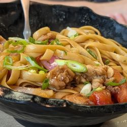 Ceviche's Peruvian Cusine - Soy chicken and noodles