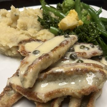 Capital Prime Steaks & Seafood - Seafood Near Me - Lansing, Michigan