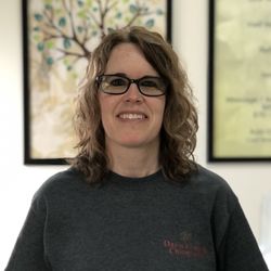 Davis Family Chiropractic - Karen Keener, LMT