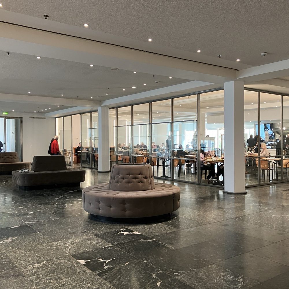 Gemäldegalerie Berlin - Seating area outside the cafe - Museums Near Me - Berlin, BE