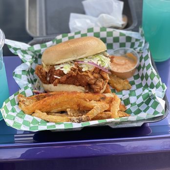 Bucky’s Hot Chicken - I can already tell my mouth is going to orgasm!!!! This thing is f*ing HUGE!!! - Food Trucks Near Me - Bakersfield, California Bucky’s Hot Chicken - I can already tell my mouth is going to orgasm!!!! This thing is f*ing HUGE!!! - Food Trucks Near Me - Bakersfield, California