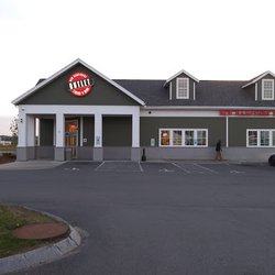 New Hampshire Liquor & Wine Outlet - Exterior