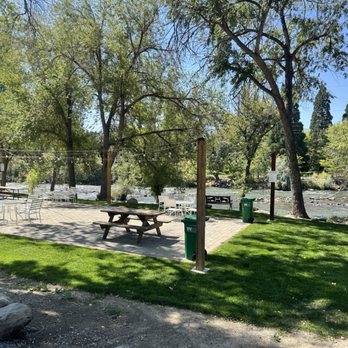 River West Resort - And another great shot of the river and relax area for all guests - RV Parks Near Me - Reno, Nevada