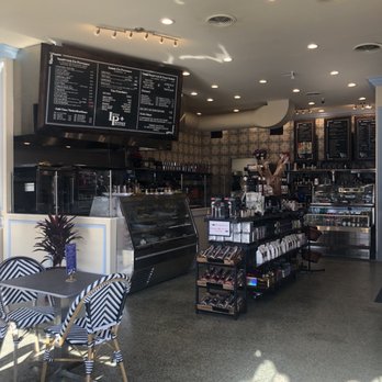 Little Provence Cafe - Entrance and main dining area - Breakfast & Brunch Near Me - Arcadia, California