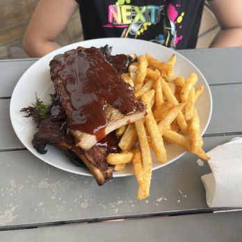 Hurricane Hanks - 1/2 rack of Ribs - American Near Me - Holmes Beach, Florida Hurricane Hanks - 1/2 rack of Ribs - American Near Me - Holmes Beach, Florida
