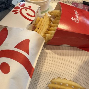 Chick-fil-A - Chicken Shop Near Me - Kahului, Hawaii