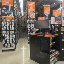 AutoZone - There is only 1 person working the '' manager was in the back while there was a big o line really bad service on this store