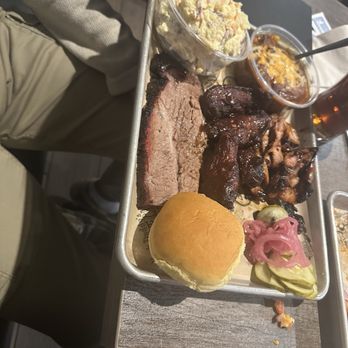 Hank Daddy's Barbecue - Southern Near Me - Vaughan, Ontario