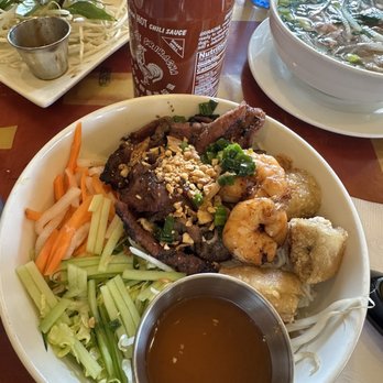 Pho Nom Nom - G8-Grilled Combination - Vietnamese Near Me - Rockville, Maryland Pho Nom Nom - G8-Grilled Combination - Vietnamese Near Me - Rockville, Maryland