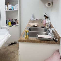 Dollface Beauty Club - Waxing room