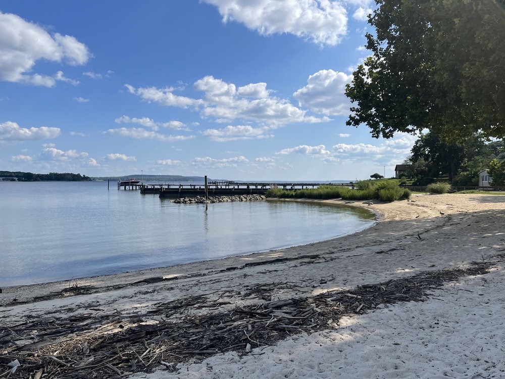 CHARLESTOWN MARINA Updated September 2024 14 Photos 4 Water St