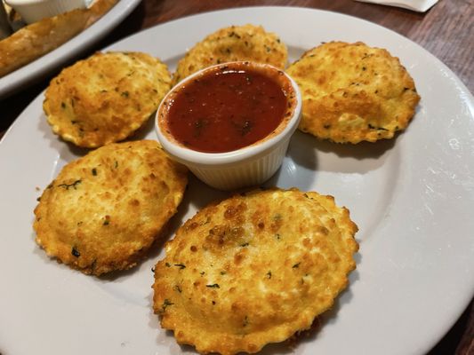 Joey's Pizzeria by null