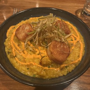 Aerlume - Sea scallops - New American Near Me - Seattle, Washington Aerlume - Sea scallops - New American Near Me - Seattle, Washington