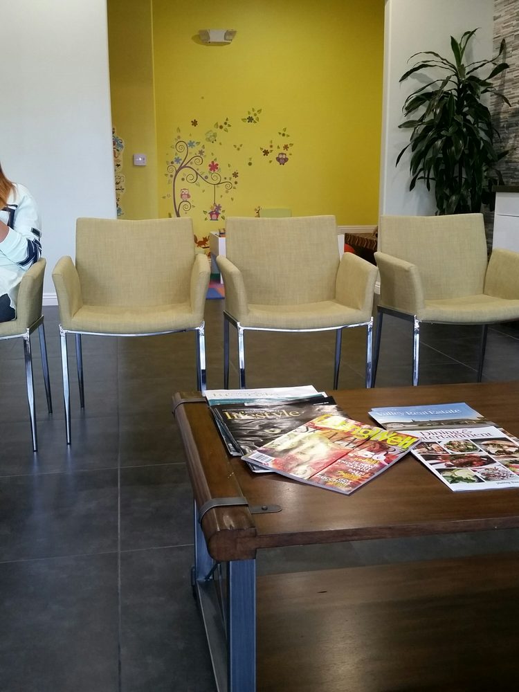 PREMIER DENTAL SUITE Updated September 2024 11 Reviews 4635 E Ave