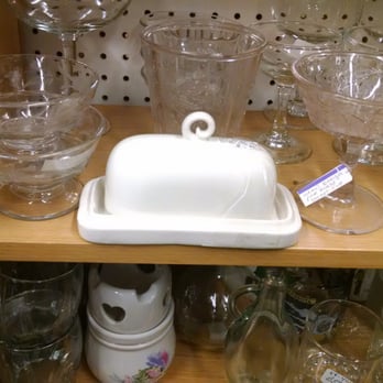 Antique Specialty Mall - Chipped butter dish..nope - Antiques Near Me - Albuquerque, New Mexico