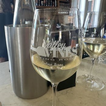 Valley Vines - Wine Tasting Room Near Me - Celina, Texas Valley Vines - Wine Tasting Room Near Me - Celina, Texas