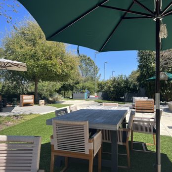 Copa Vida - Such a great spot to relax and enjoy a meal outside - Coffee & Tea Near Me - San Diego, California