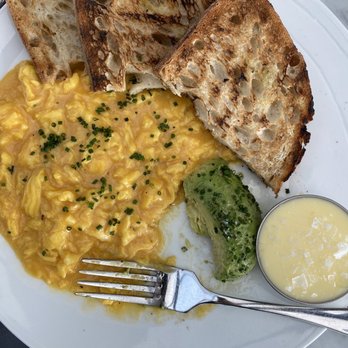 RH Minneapolis | The Gallery in Edina - Egg scramble - Furniture Stores Near Me - Edina, Minnesota RH Minneapolis | The Gallery in Edina - Egg scramble - Furniture Stores Near Me - Edina, Minnesota