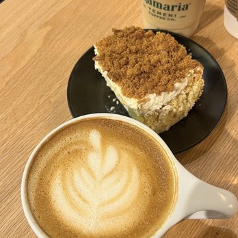 Qamaria Yemeni Coffee - Coffee & Tea Near Me - Vienna, Virginia Qamaria Yemeni Coffee - Coffee & Tea Near Me - Vienna, Virginia