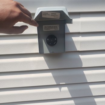 Silver Claw Electric - A new 30 Amp plug for an RV on side of garage - Electricians Near Me - Monticello, Minnesota