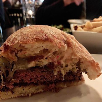 Quinn's - Burger! - New American Near Me - Seattle, Washington
