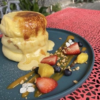 Motto Tea Cafe - Creme Brulee Souffle Pancakes - Desserts Near Me - Pasadena, California Motto Tea Cafe - Creme Brulee Souffle Pancakes - Desserts Near Me - Pasadena, California
