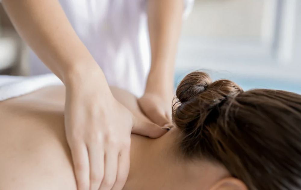 Desert Lotus Spa Logo