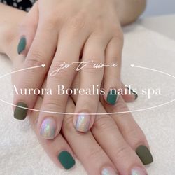 No chip manicure