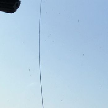 Megabus - Cracks in windshield - Transportation Near Me