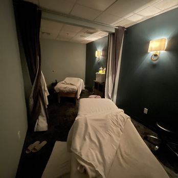 Spa Sydell Integrative Aesthetics - Couples massage room - Day Spas Near Me - Atlanta, Georgia Spa Sydell Integrative Aesthetics - Couples massage room - Day Spas Near Me - Atlanta, Georgia