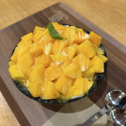 Fresh Mango Bingsoo