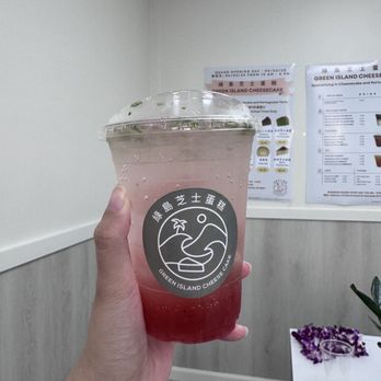 Green Island Cheesecake - Strawberry refresher - Bakeries Near Me - Honolulu, Hawaii Green Island Cheesecake - Strawberry refresher - Bakeries Near Me - Honolulu, Hawaii