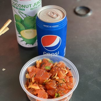 Ono Seafood - Ahi tuna Hawaiian style - not as spicy as wasabi style but good mix to do half/half - Seafood Near Me - Honolulu, Hawaii Ono Seafood - Ahi tuna Hawaiian style - not as spicy as wasabi style but good mix to do half/half - Seafood Near Me - Honolulu, Hawaii