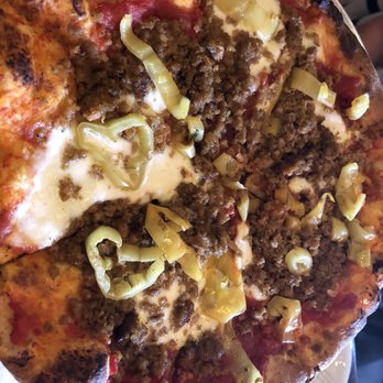 Aviva Brick Oven - Pizza Near Me - Warrendale, Pennsylvania Aviva Brick Oven - Pizza Near Me - Warrendale, Pennsylvania