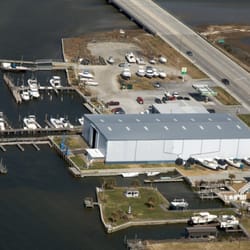 Dudley's Marina - Aerial view of drystack and docks