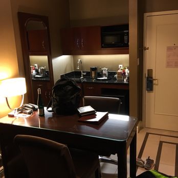 Sheraton Suites Calgary Eau Claire - Hotels Near Me - Calgary, Alberta Sheraton Suites Calgary Eau Claire - Hotels Near Me - Calgary, Alberta