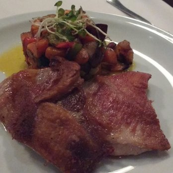 Bar Urondo - Bifecitos de cerdo y verdulas asadas. - Signature Cuisine Near Me - Buenos Aires, C