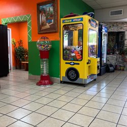 El Mariachi - Great place for the kids and large groups, too.
