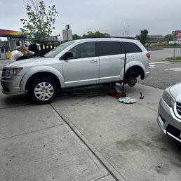 Exterior outside entrance of Pep Boys - 3 pm stuck in NY with flat on same tire!! - Glen Burnie, Maryland Exterior outside entrance of Pep Boys - 3 pm stuck in NY with flat on same tire!! - Glen Burnie, Maryland