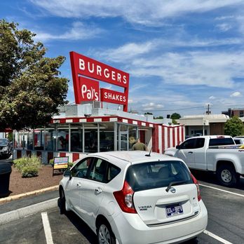 Pal's - The original walk up location. - Fast Food Near Me - Kingsport, Tennessee Pal's - The original walk up location. - Fast Food Near Me - Kingsport, Tennessee